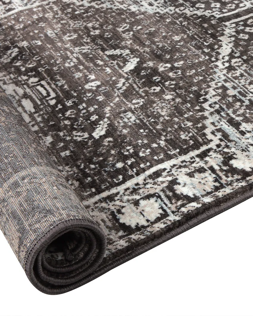 Fresh Woven Carpet Designs for Stylish Interiors